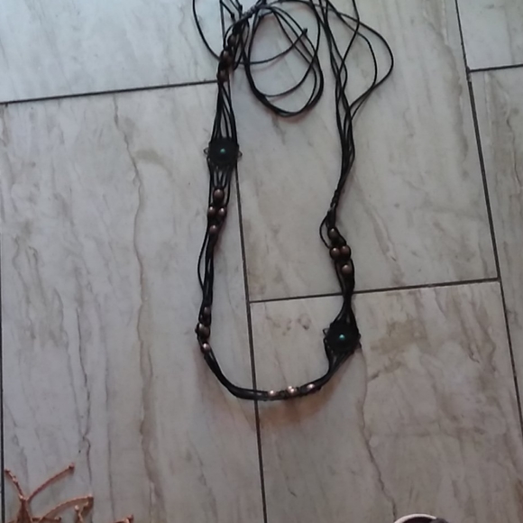 Two belts for the price of one - Picture 3 of 3